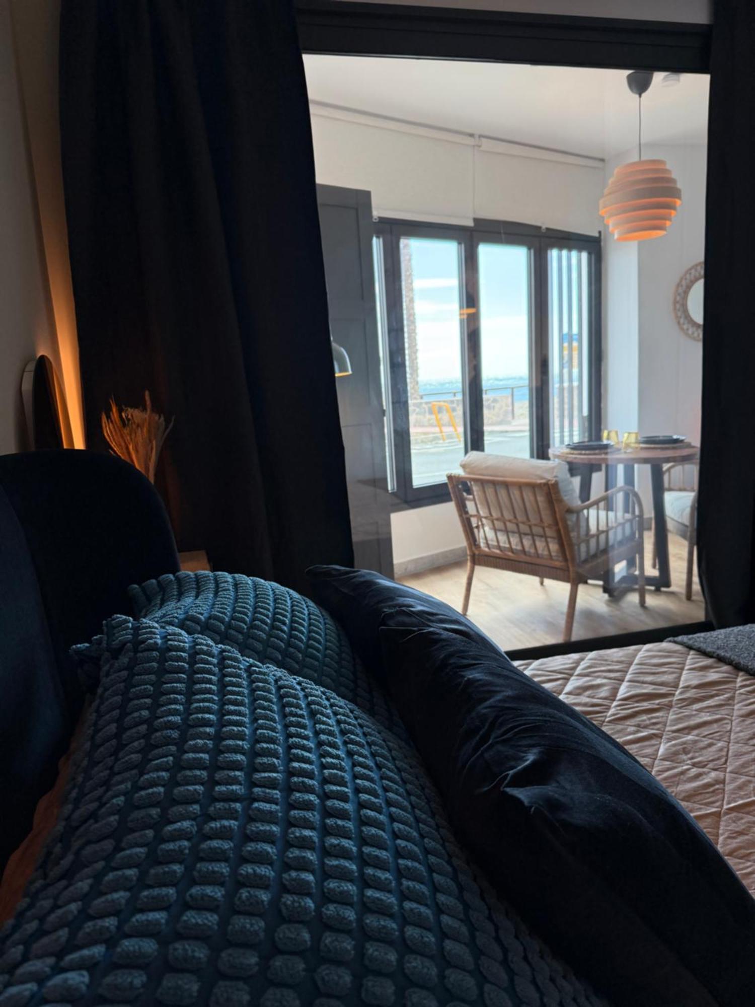 Bed and Breakfast Victoria Loft Кастель-де-Ферро Екстер'єр фото