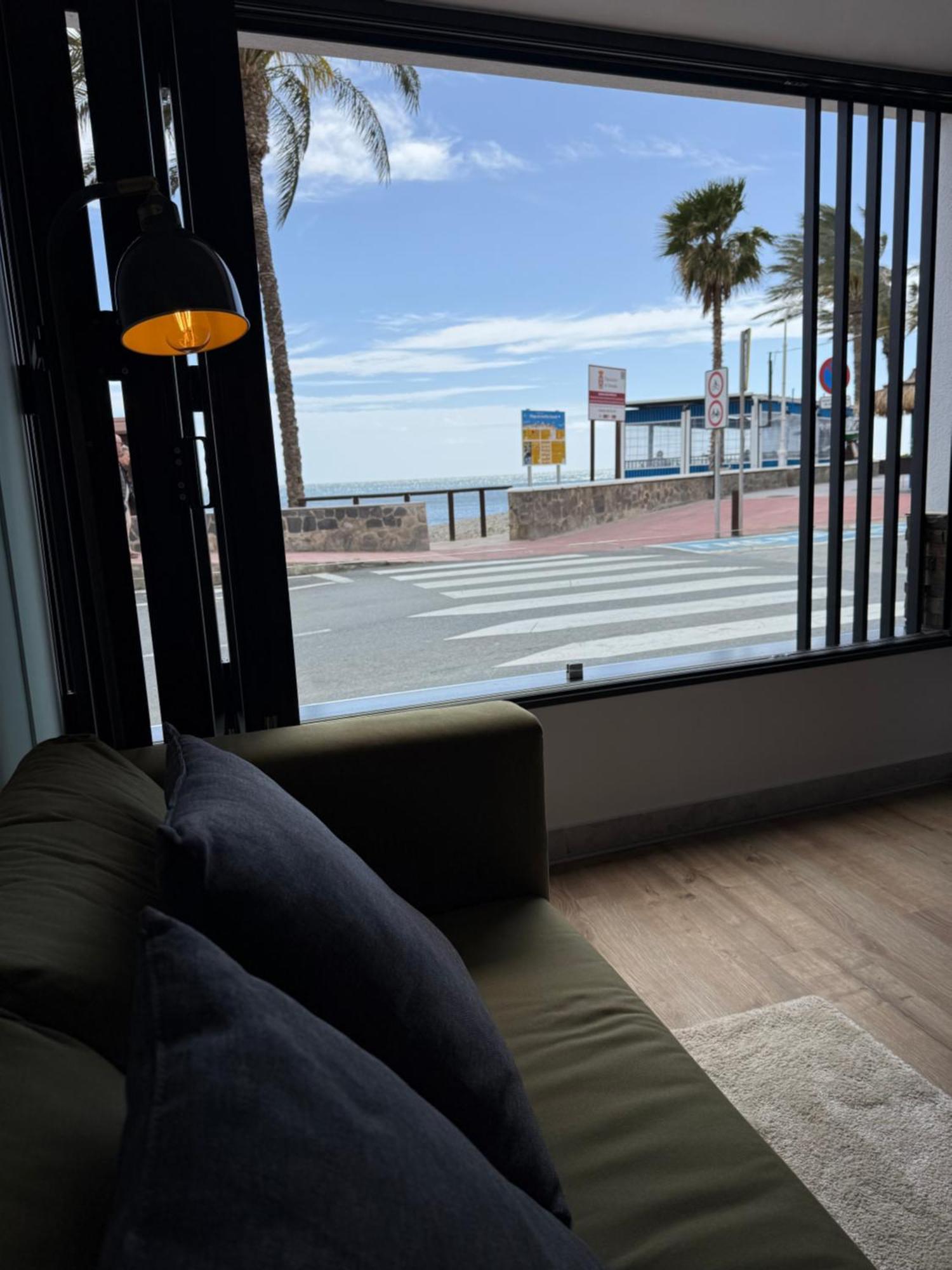 Bed and Breakfast Victoria Loft Кастель-де-Ферро Екстер'єр фото